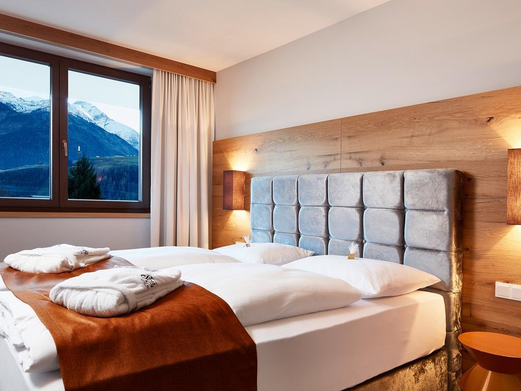 Sonja Alpine Resort Piesendorf Rom bilde
